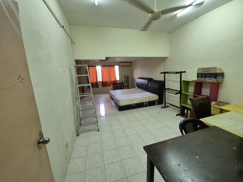 Terraced House for Sale in Taman Selayang (Selayang) - Remus Chen - Bedroom - PropertyGuru.com.my