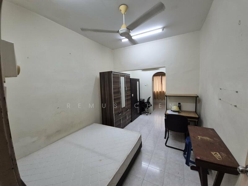Terraced House for Sale in Taman Selayang (Selayang) - Remus Chen - Bedroom - PropertyGuru.com.my