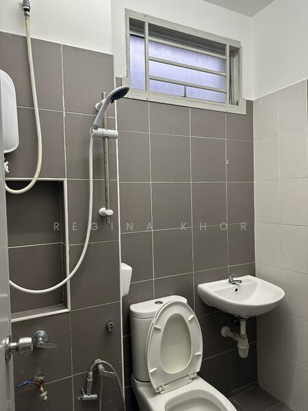 2-storey Terraced House for Sale in Nusa Bayu (Iskandar Puteri (Nusajaya)) - Regina Khor - Bathroom - PropertyGuru.com.my