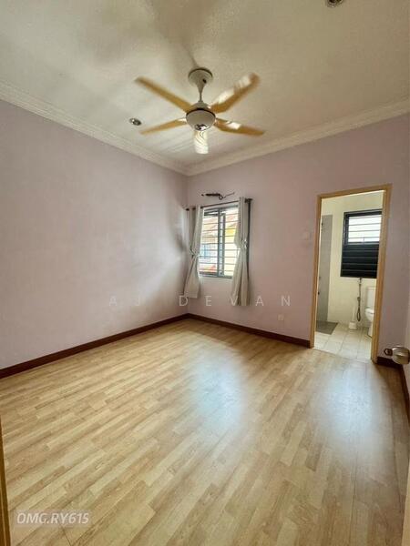 2-storey Terraced House for Sale in Kota Bayuemas (Klang) - AJ Devan - Bedroom - PropertyGuru.com.my