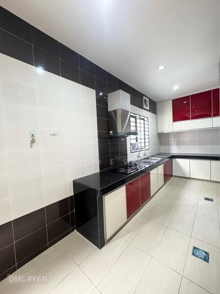 2-storey Terraced House for Sale in Kota Bayuemas (Klang) - AJ Devan - Kitchen - PropertyGuru.com.my