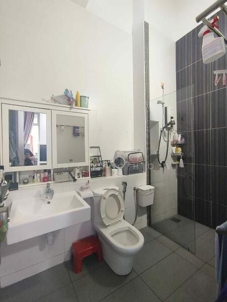 2-storey Terraced House for Sale in Taman Eco Cascadia (Tebrau) - Zack Chow - Bathroom - PropertyGuru.com.my