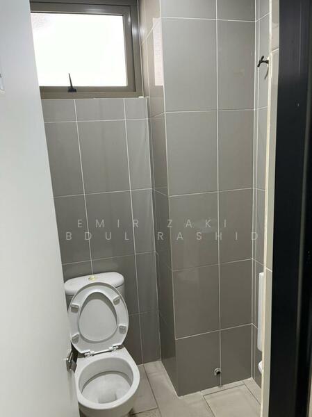 Retail Office for Rent in Glenmarie (Selangor) - Emir Zaki Abdul Rashid - PropertyGuru.com.my