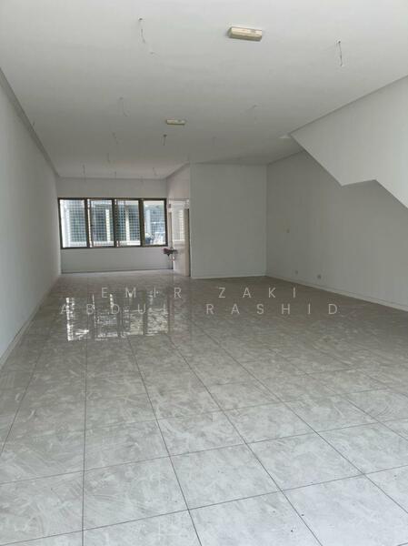 Retail Office for Rent in Glenmarie (Selangor) - Emir Zaki Abdul Rashid - PropertyGuru.com.my