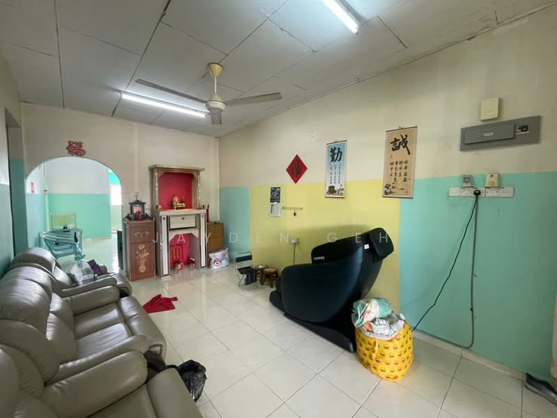 Semi-Detached House for Sale in Taman Sultan Abdul Halim (Alor Setar) - Jayden Geh - Living Room - PropertyGuru.com.my