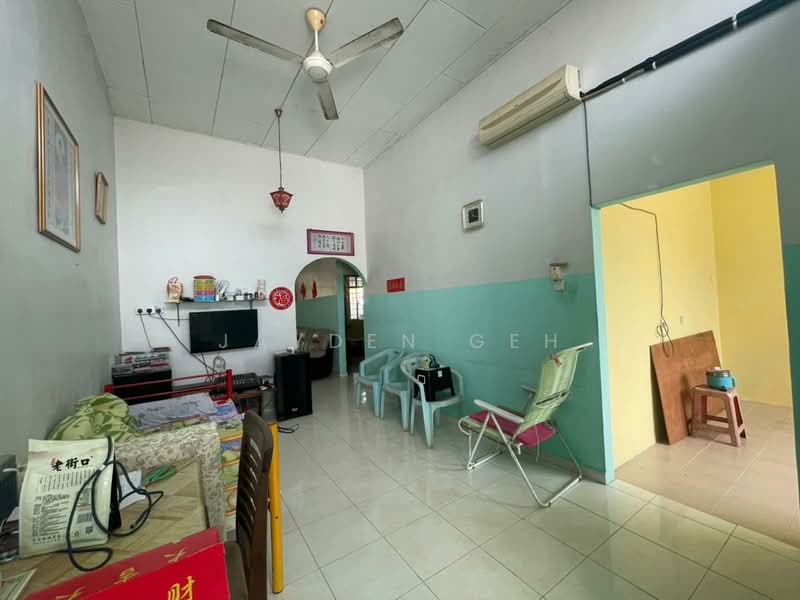 Semi-Detached House for Sale in Taman Sultan Abdul Halim (Alor Setar) - Jayden Geh - Living Room - PropertyGuru.com.my