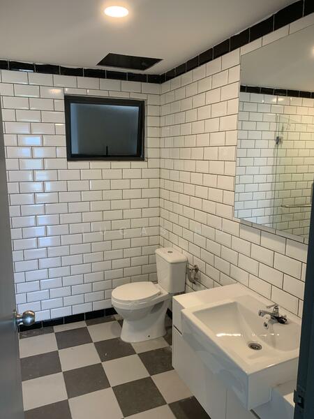 Condominium for Rent at E'Island Lake Haven - Lucas Ho - Bathroom - PropertyGuru.com.my