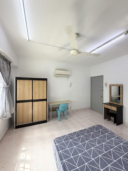 Condominium for Rent at Vista Komanwel B - CK Yee - Bedroom - PropertyGuru.com.my