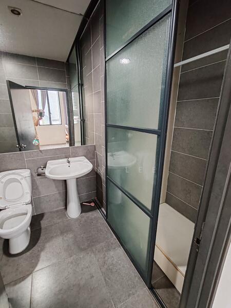 Empire Damansara untuk Untuk Disewa - RM 1,250 /bulan, Apr 2026 - Bathroom - PropertyGuru.com.my