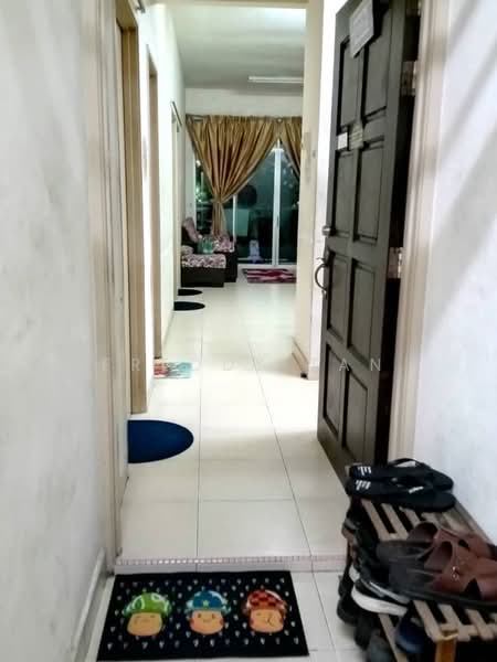 Pangsapuri untuk Dijual di Saujana Damai - Freddy Tan - Corridor - PropertyGuru.com.my
