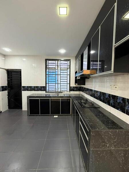 For Sale - Taman Nusa Bestari