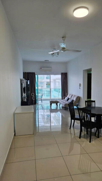 The Regina untuk Untuk Disewa - RM 2,350 /bulan, Feb 2026 - Living Room - PropertyGuru.com.my