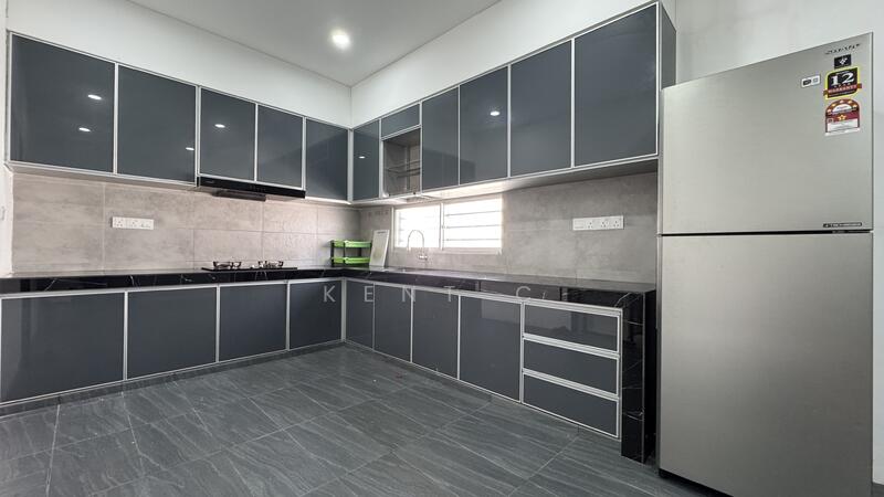 2-storey Terraced House for Rent in Chemor (Perak) - Kent C - Kitchen - PropertyGuru.com.my