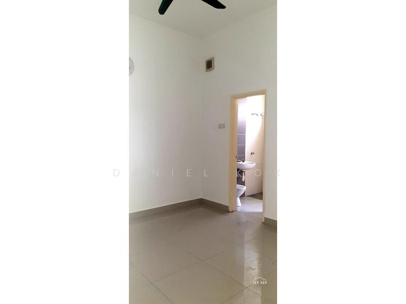 2-storey Terraced House for Sale in Kota Kemuning (Shah Alam) - Daniel Kok - Bathroom - PropertyGuru.com.my