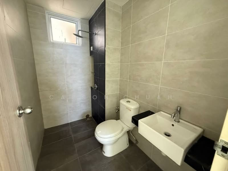 Kondominium untuk Dijual di QuayWest Residence - Carson Chuah - Bathroom - PropertyGuru.com.my