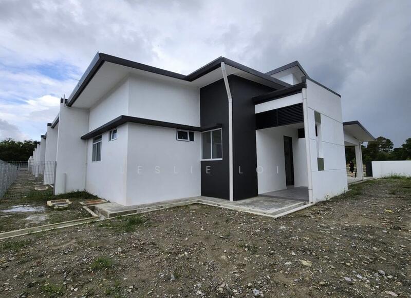 1-storey Terraced House for Sale in Matang (Kuching) - Leslie Loi - Exterior - PropertyGuru.com.my