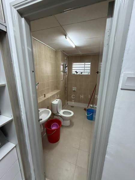 Rumah Teres untuk Dijual di Puchong (Selangor) - Thim Chin Kit - Bathroom - PropertyGuru.com.my