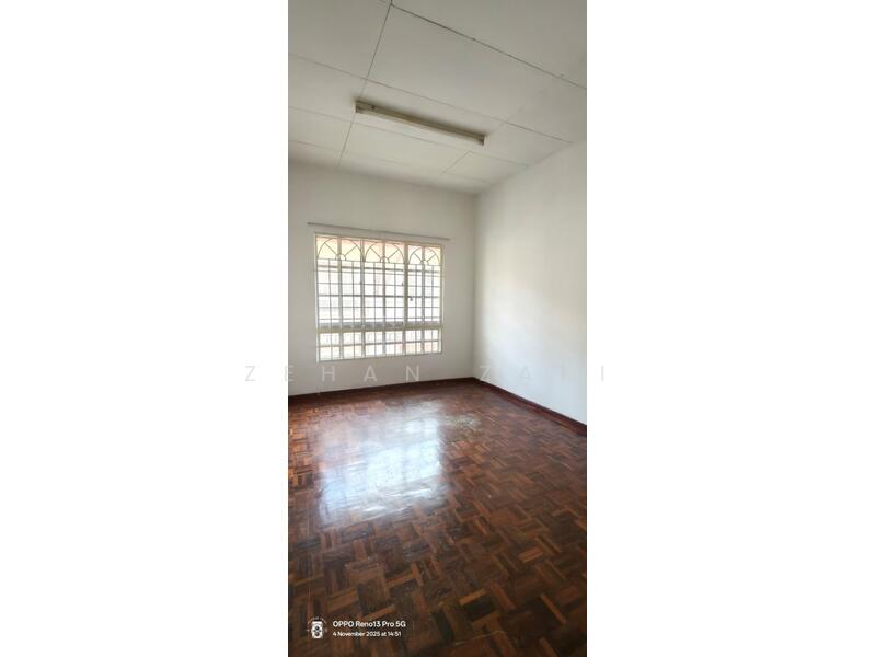 Untuk Dijual - Precinct 9