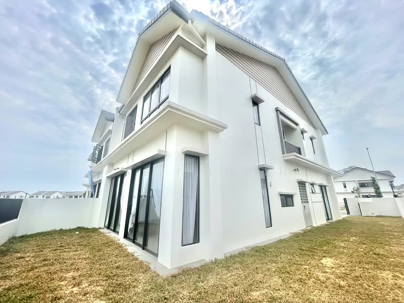 For Rent - Sejati Lakeside 2