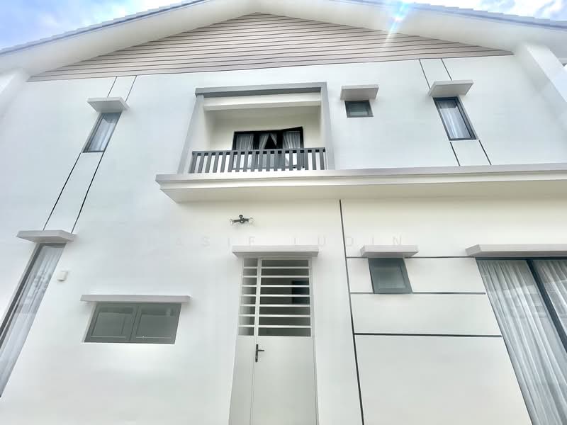 For Rent - Sejati Lakeside 2
