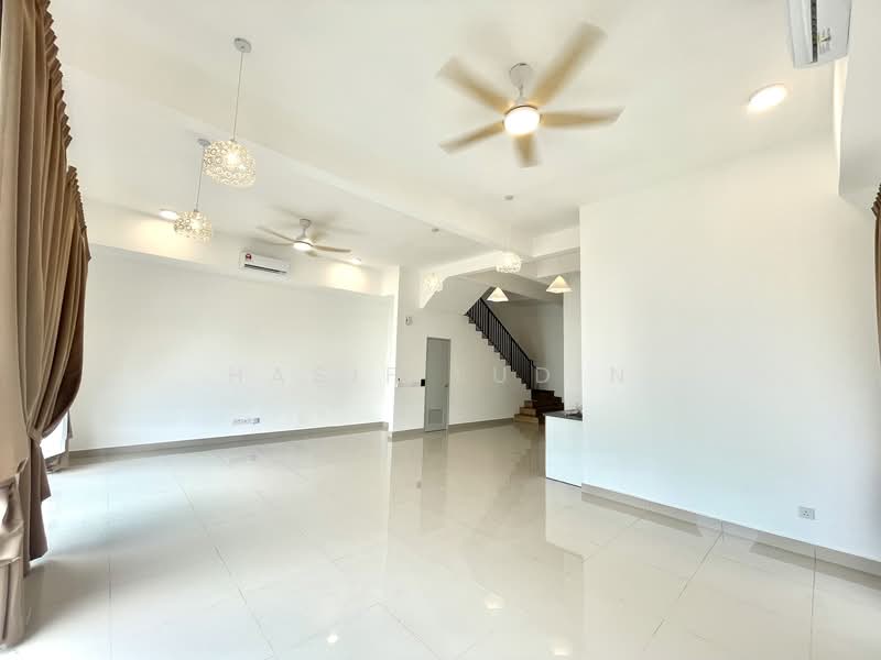 For Rent - Sejati Lakeside 2