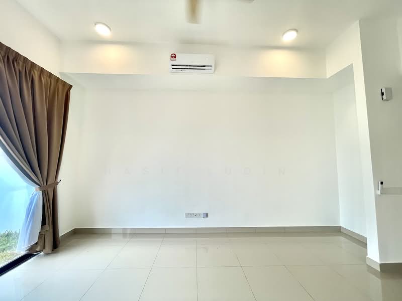 For Rent - Sejati Lakeside 2