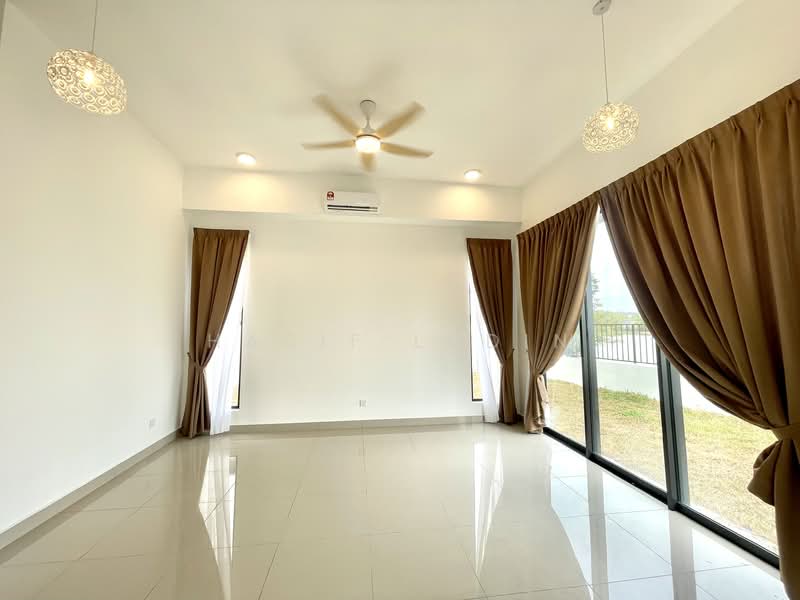 For Rent - Sejati Lakeside 2