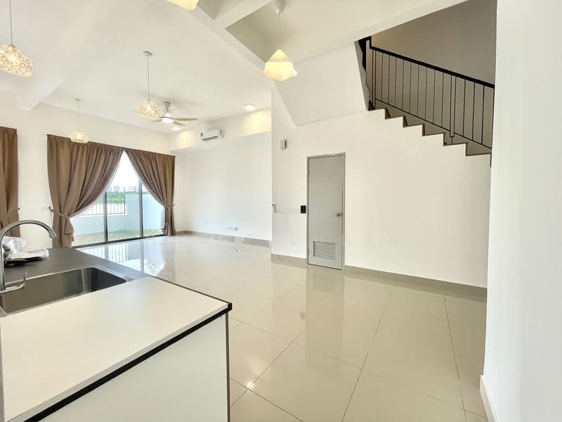 For Rent - Sejati Lakeside 2