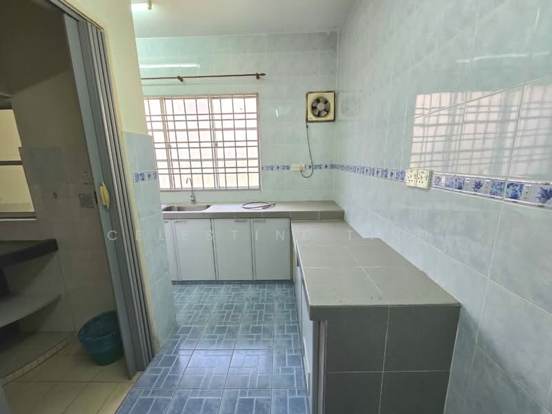 2-storey Terraced House for Sale in Bandar Sunway Semenyih (Semenyih) - Celestine Ting - Kitchen - PropertyGuru.com.my