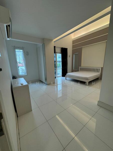 Untuk Disewa - Taman United