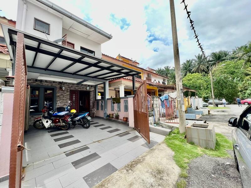 Low Cost Taman Villa Heights 2 untuk Untuk Dijual - RM 400,000, Feb 2026 - Exterior - PropertyGuru.com.my