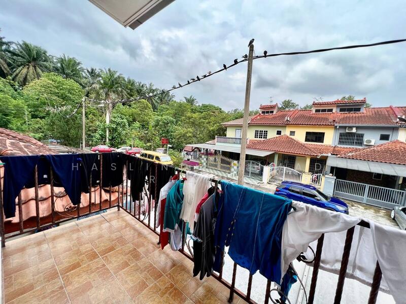 Low Cost Taman Villa Heights 2 untuk Untuk Dijual - RM 400,000, Feb 2026 - Exterior - PropertyGuru.com.my