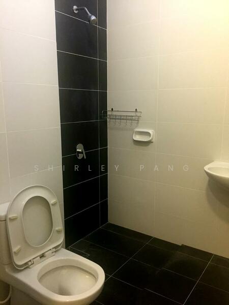 Cluster House for Sale in Iskandar Puteri (Nusajaya) (Johor) - Shirley Pang - Bathroom - PropertyGuru.com.my