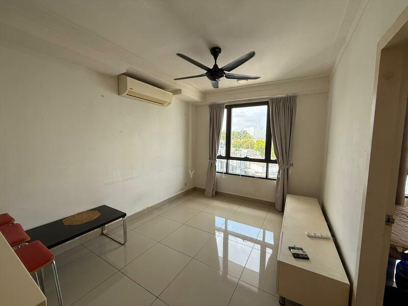 Solstice @ Pan'gaea untuk Untuk Disewa - RM 1,300 /bulan, Feb 2026 - Living Room - PropertyGuru.com.my