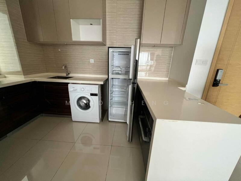 Service Residence for Sale at R&F Princess Cove Phase 1 - Mindy Heng - Kitchen - PropertyGuru.com.my