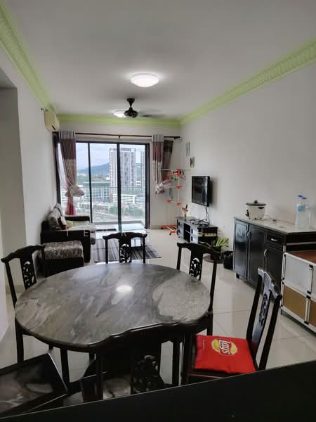 Servis Apartment untuk Dijual di Univ 360 Place - Terry Chen - Living Room - PropertyGuru.com.my