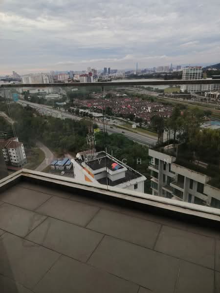 Servis Apartment untuk Dijual di Univ 360 Place - Terry Chen - View - PropertyGuru.com.my