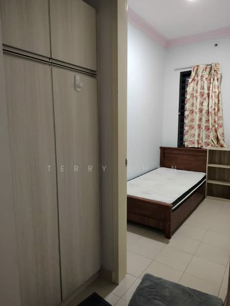 Servis Apartment untuk Dijual di Univ 360 Place - Terry Chen - Bedroom - PropertyGuru.com.my