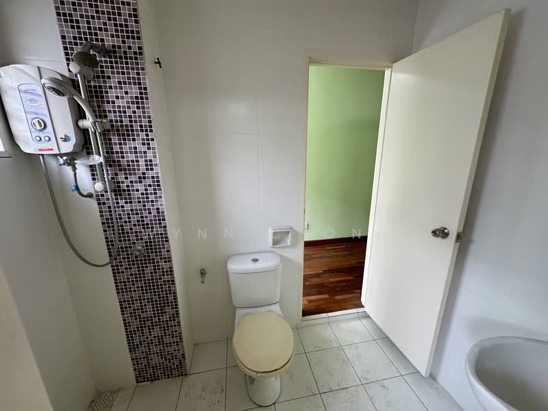 2.5-storey Terraced House for Sale in Bandar Mahkota Cheras (Cheras) - Wynn Chong - Bathroom - PropertyGuru.com.my