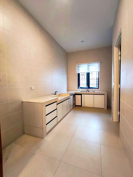 Phase 6.2(1) @ Bandar Seri Botani untuk Untuk Dijual - RM 1,190,775, Feb 2026 - Kitchen - PropertyGuru.com.my