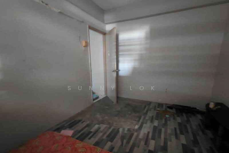 Rumah Flat untuk Dijual di Mutiara Perdana 2 - Sunny Lok - Bedroom - PropertyGuru.com.my