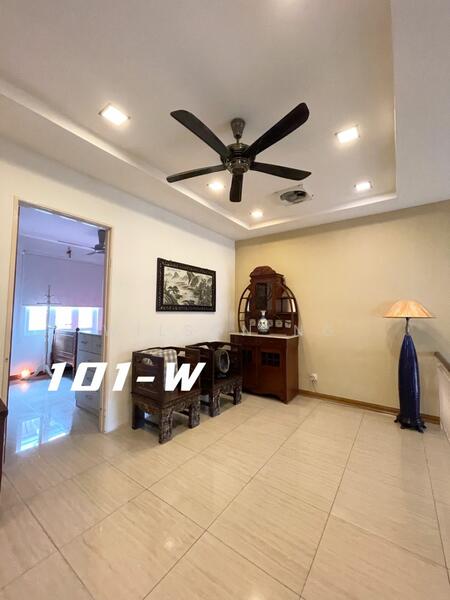 Semi-Detached House for Sale in Setia Alam (Selangor) - Wilson Ng - Living Room - PropertyGuru.com.my