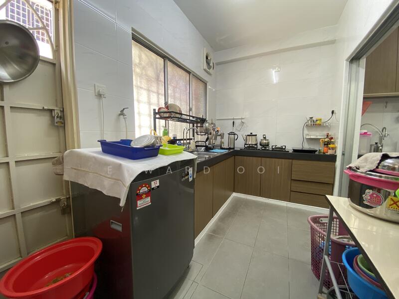 Taman Bukit Indah untuk Untuk Dijual - RM 850,000, Mac 2026 - Kitchen - PropertyGuru.com.my