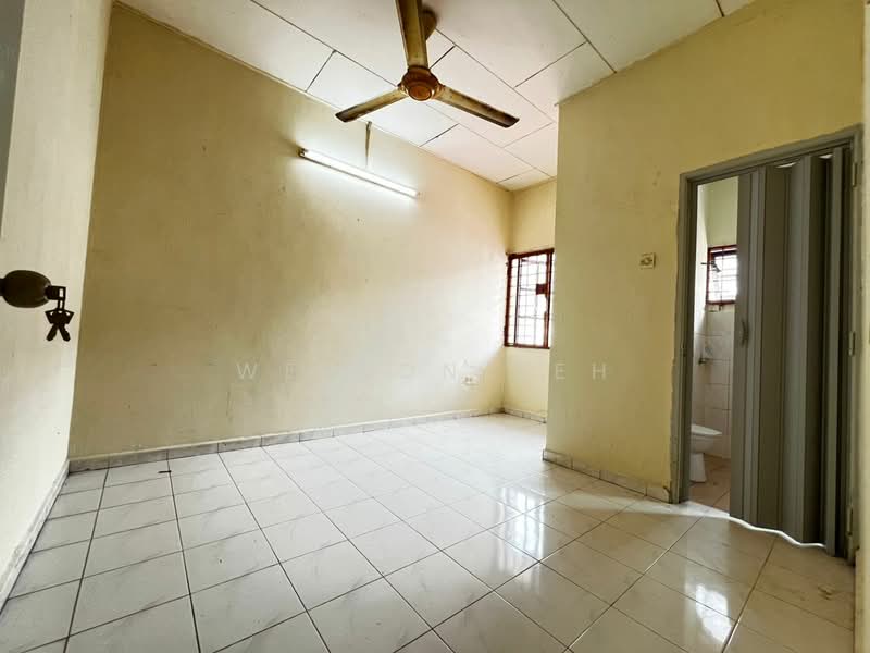 Taman Idaman Terrace House Lorong Idaman Simpang Ampat untuk Untuk Dijual - RM 405,000, Apr 2026 - Interior - PropertyGuru.com.my