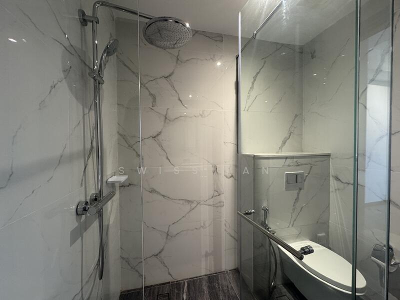 Servis Apartment untuk Disewa di Core Residence @ TRX - Swiss Tan - Bathroom - PropertyGuru.com.my
