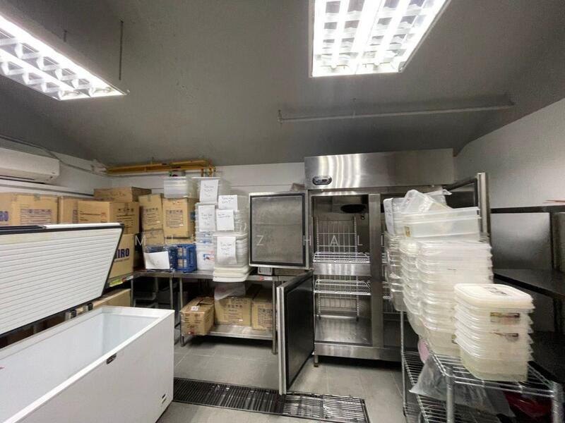 Menara Hap Seng untuk Untuk Disewa - RM 47,910 /bulan, Feb 2026 - Kitchen - PropertyGuru.com.my