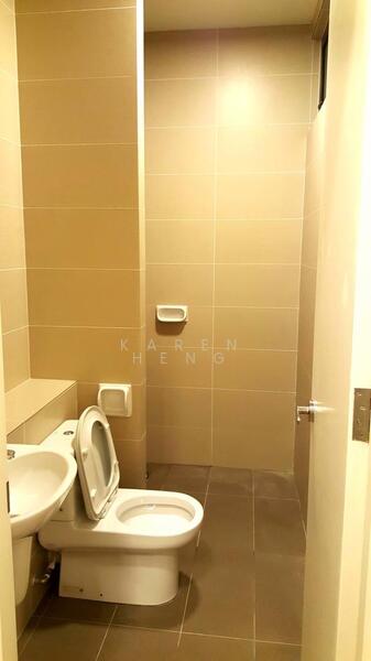 Rumah Kluster untuk Dijual di Eco Botanic (Iskandar Puteri (Nusajaya)) - Karen Heng - Bathroom - PropertyGuru.com.my