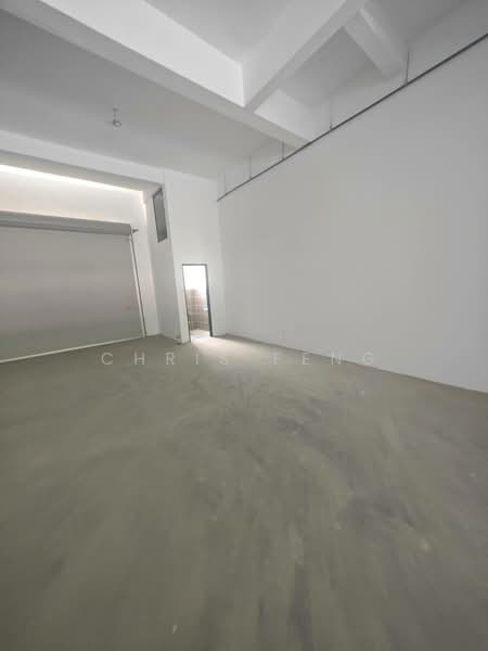 Rimba Hills Shoplot untuk Untuk Disewa - RM 3,000 /bulan, Apr 2026 - Interior - PropertyGuru.com.my