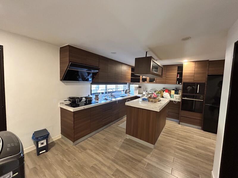 Subang Jaya untuk Untuk Dijual - RM 850,000, Feb 2026 - Kitchen - PropertyGuru.com.my