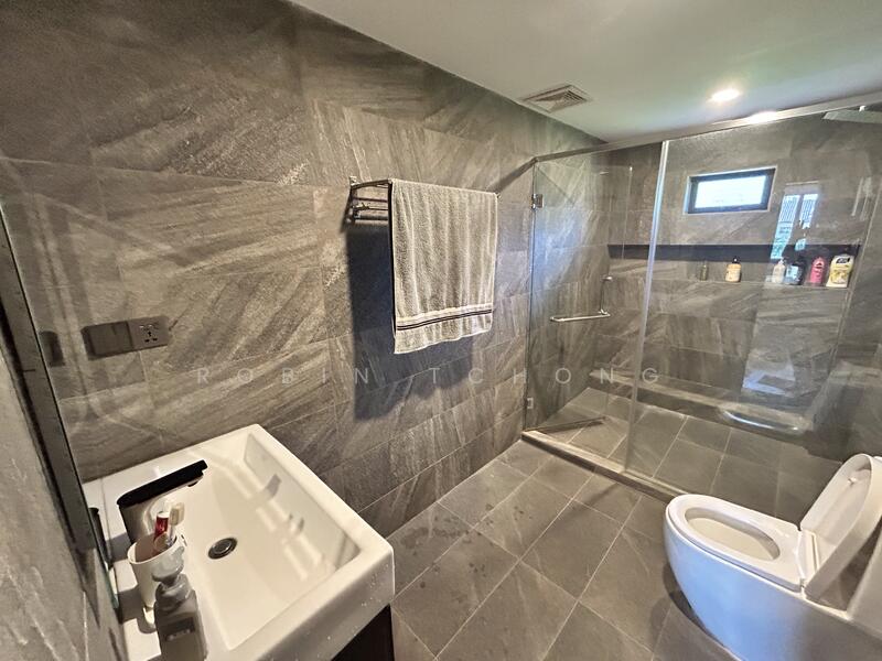 Subang Jaya untuk Untuk Dijual - RM 850,000, Feb 2026 - Bathroom - PropertyGuru.com.my